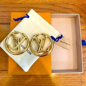 Authentic Louis Vuitton “Louise” Earrings!